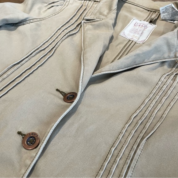 Levi’s Jacket - Picture 4 of 7